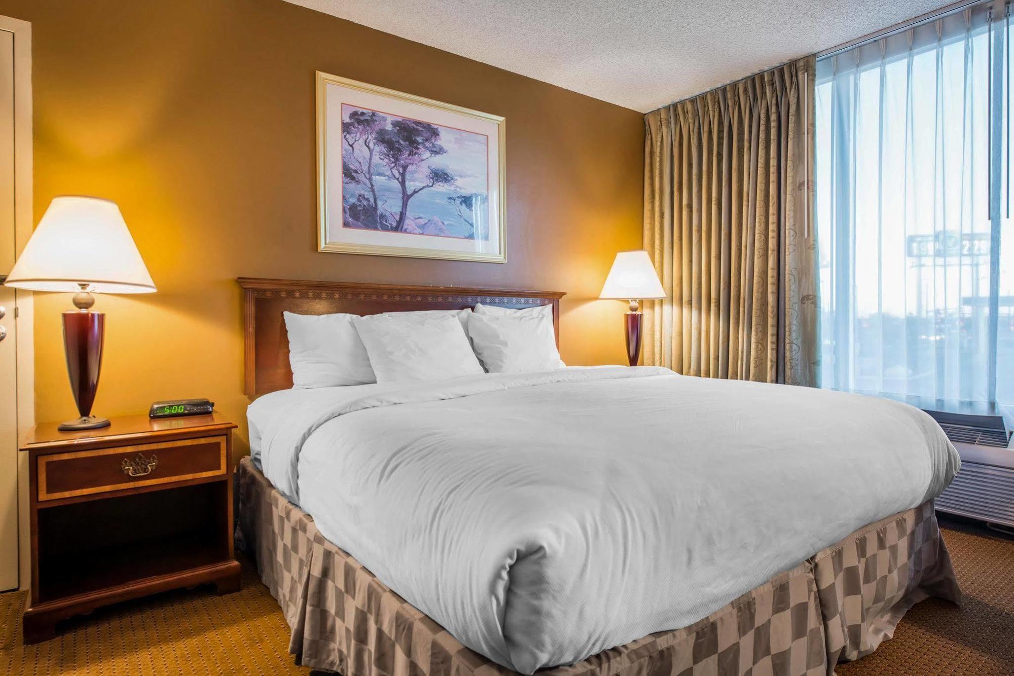Clarion Inn And Events Center Pueblo North Εξωτερικό φωτογραφία